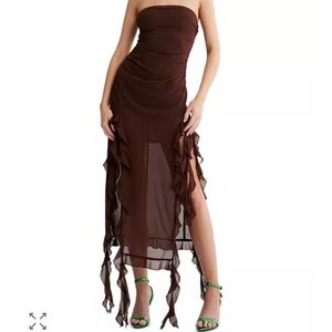 NWT LIONESS Rendezvous Strapless Dress
Size medium